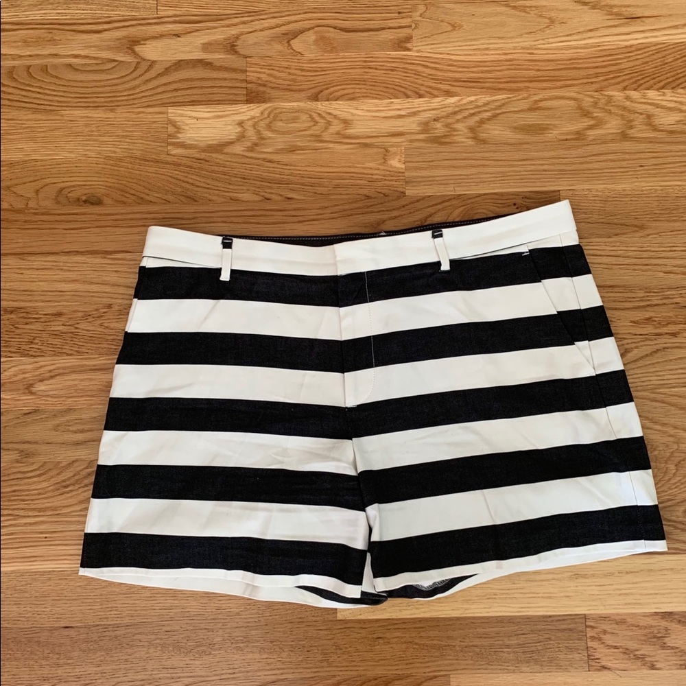 Banana Republic: Black and White Striped Shorts